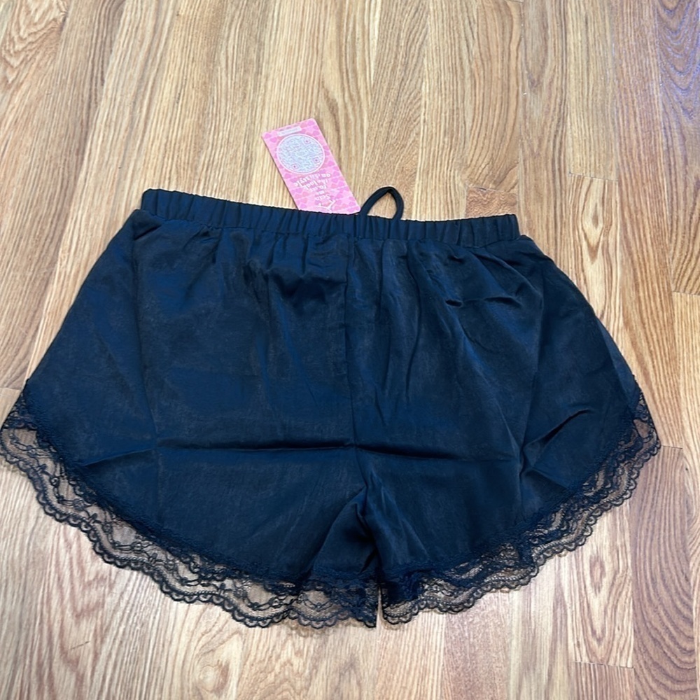Heart & Hips Sexy little baby doll black lace high waist shorts large new w tags - Picture 6 of 6
